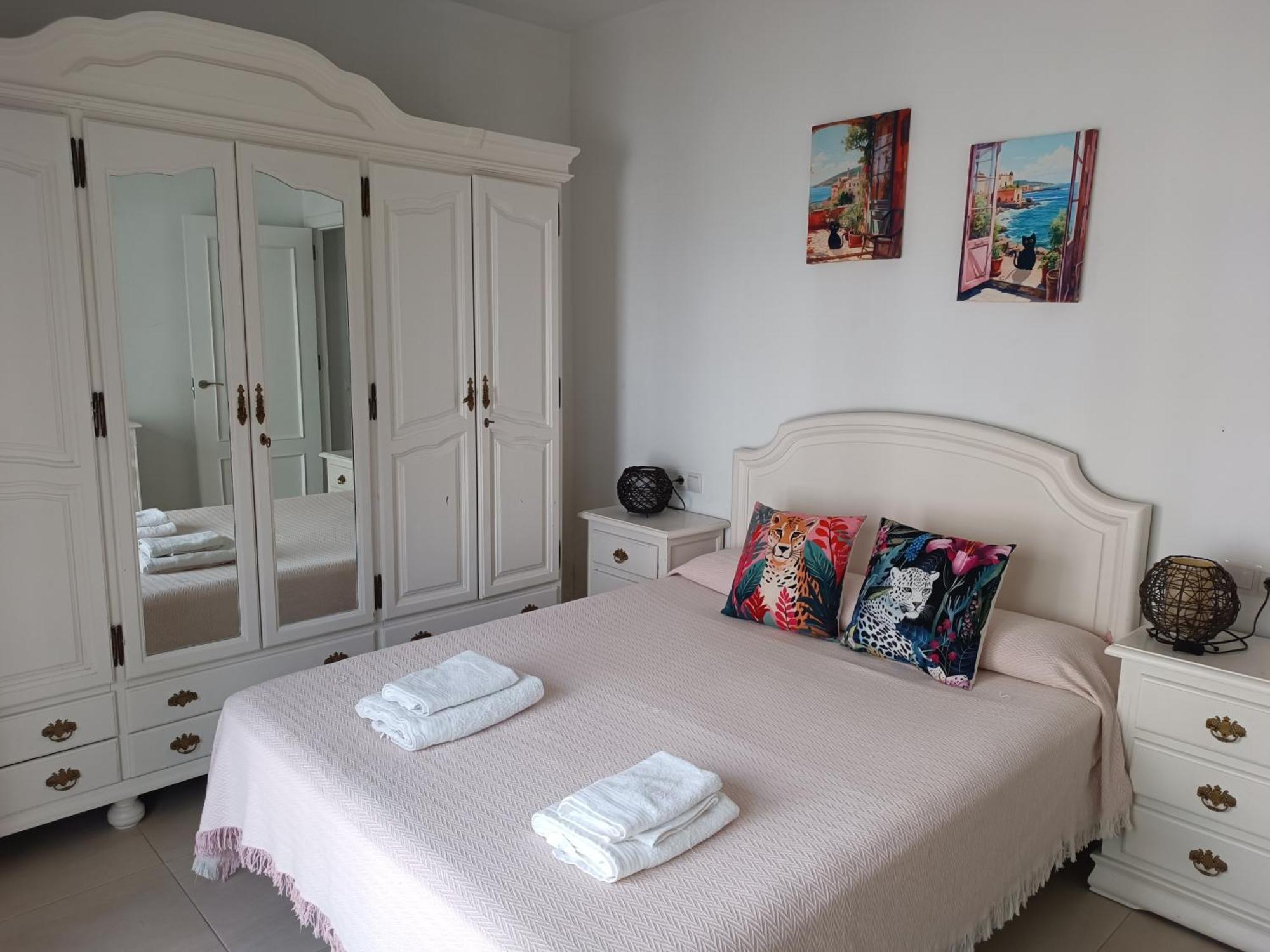 Fantastico Piso En El Centro 2°Linea De Playa Apartment Estepona Ngoại thất bức ảnh